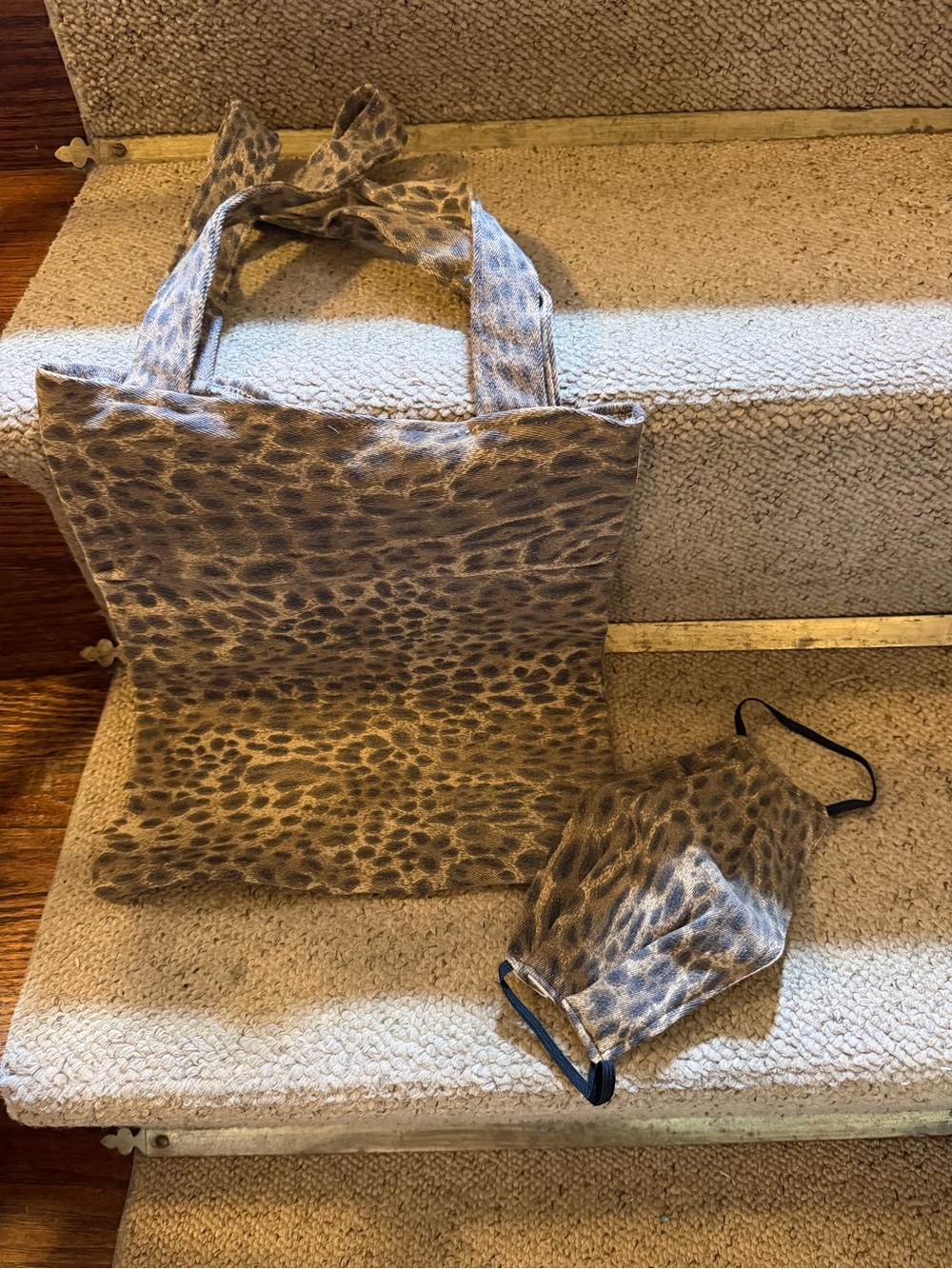 Leopard-Print Canvas Tote with Matching Mask - Brown